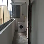 Yat2 Apartment *